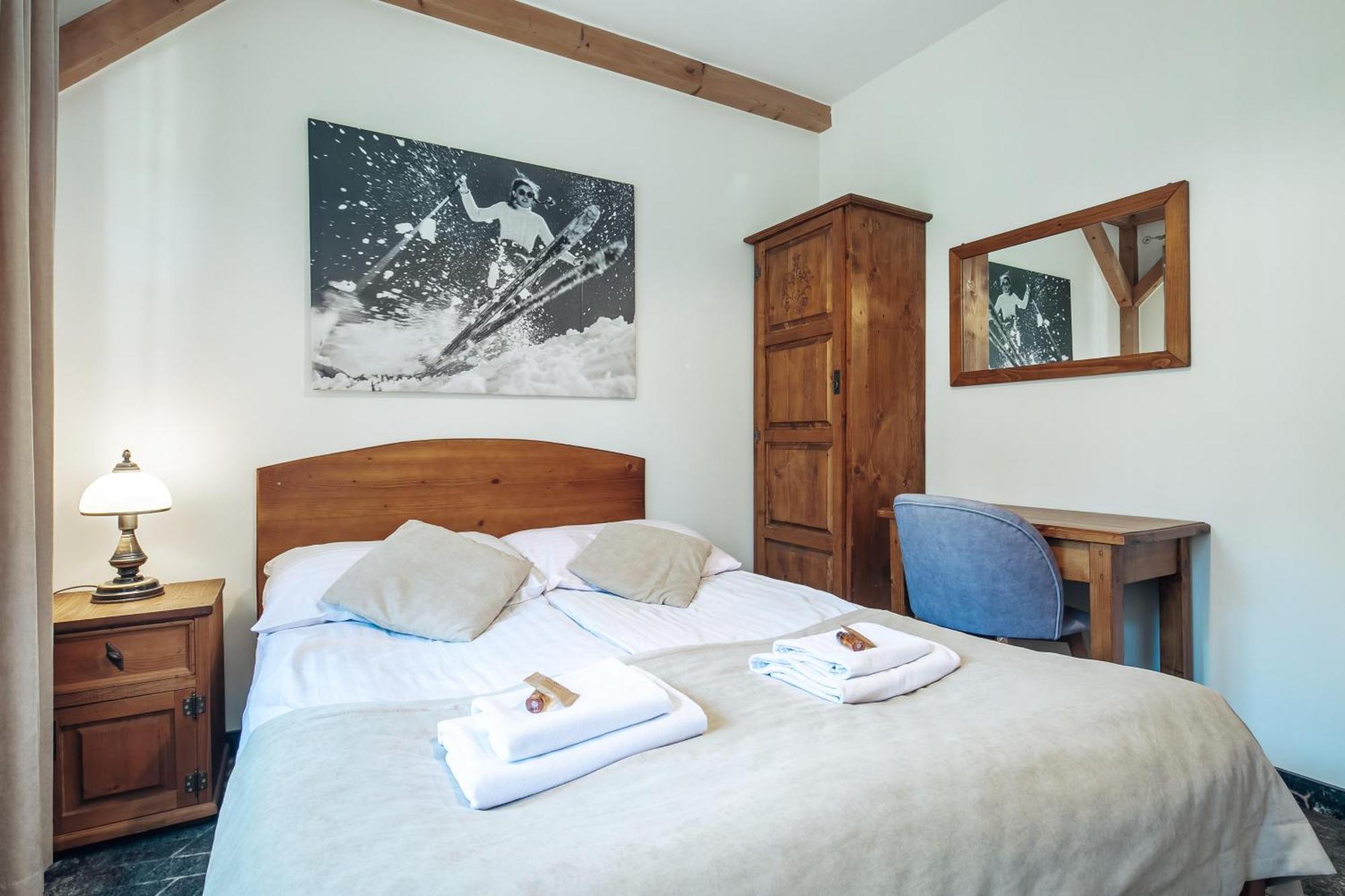 Goralski Gosciniec & Spa Poronin Esterno foto